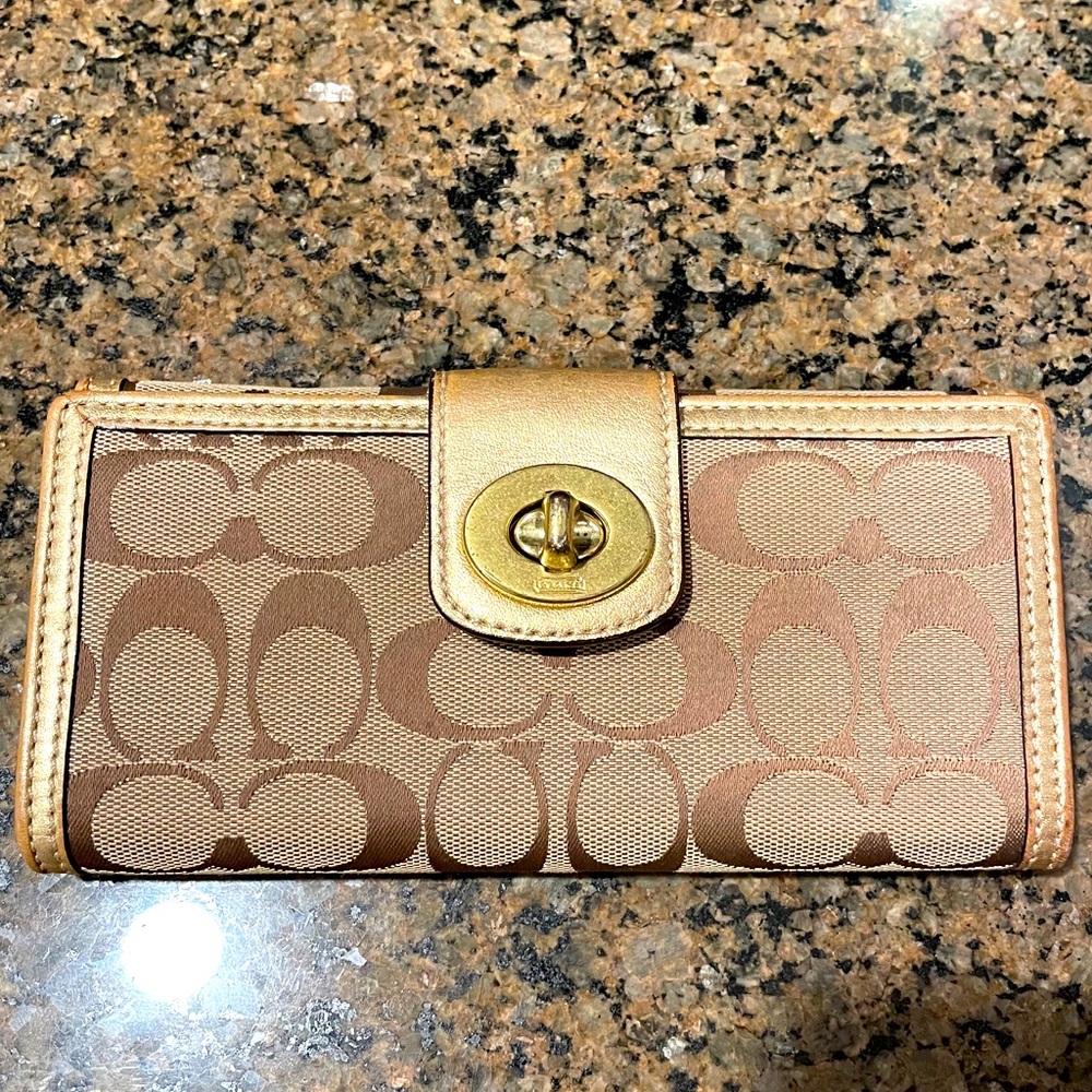 Coach wallet